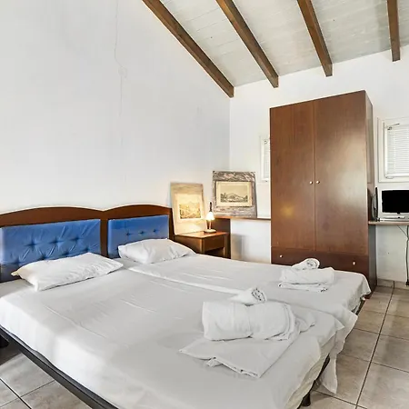 Mezoneta 4 Апартаменты Нидри